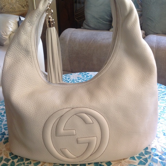- Never used large Gucci hobo - Picture 3 of 14